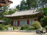 Kaesim Tempel im Chilbo Gebirge